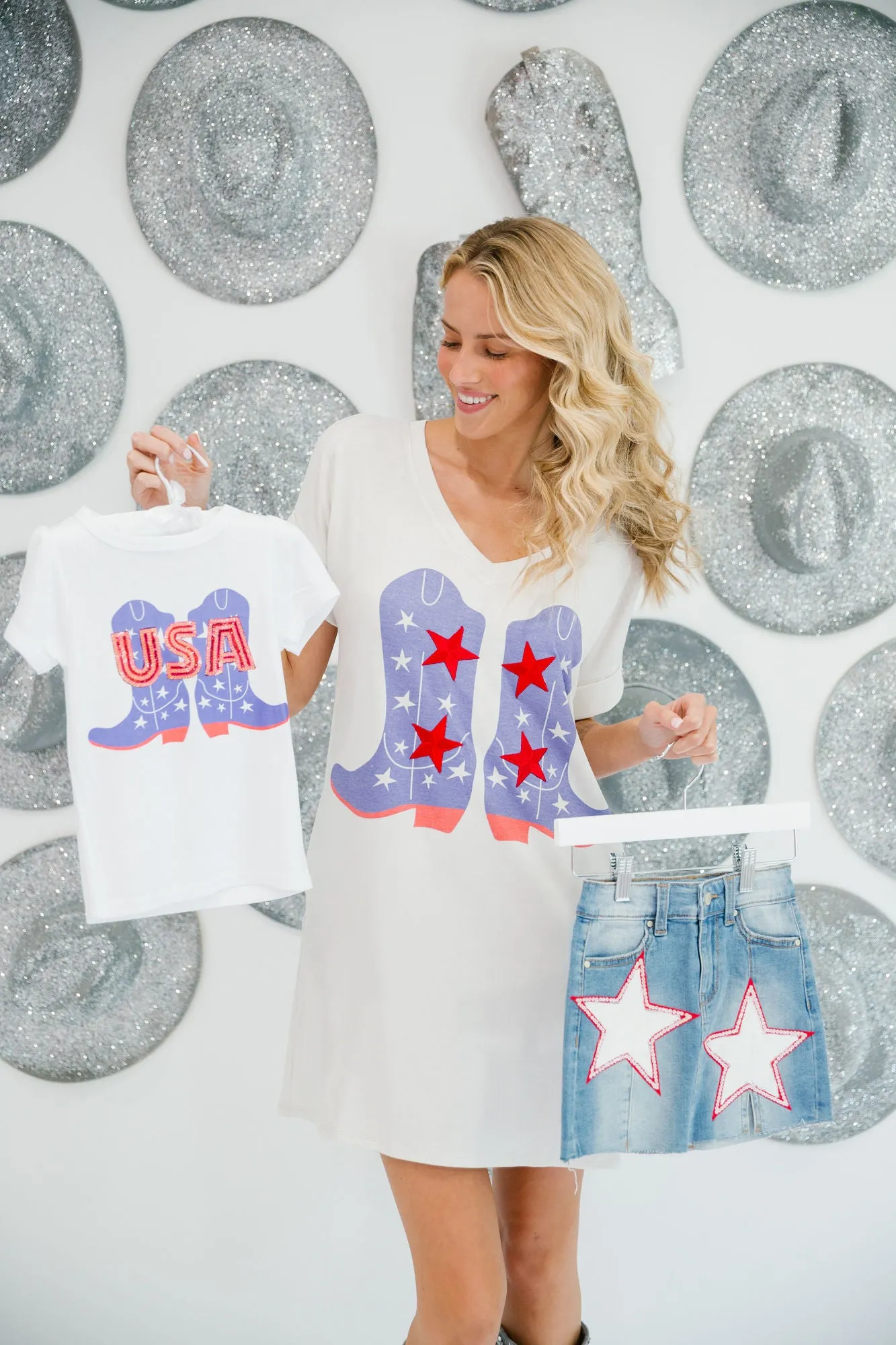 AMERICAN BOOT T-SHIRT DRESS