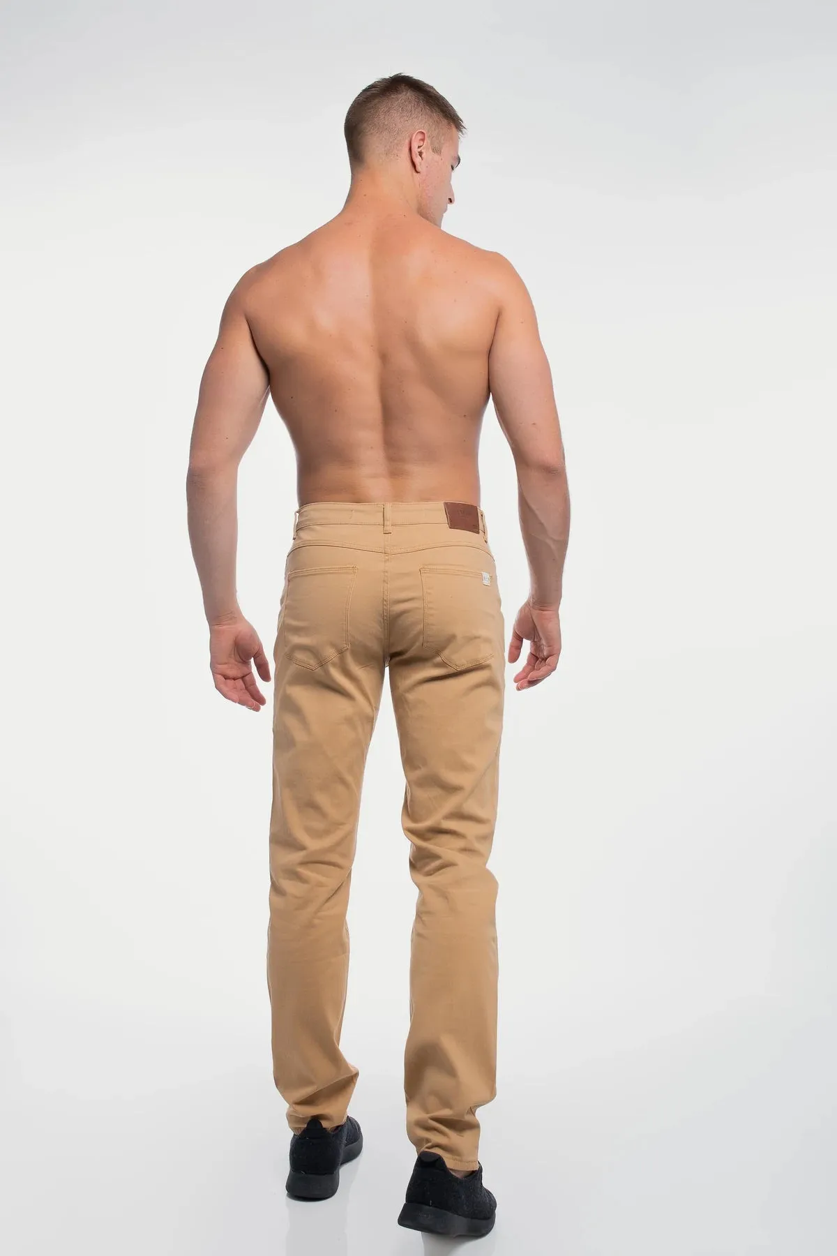 Athletic Fit Chino Pant