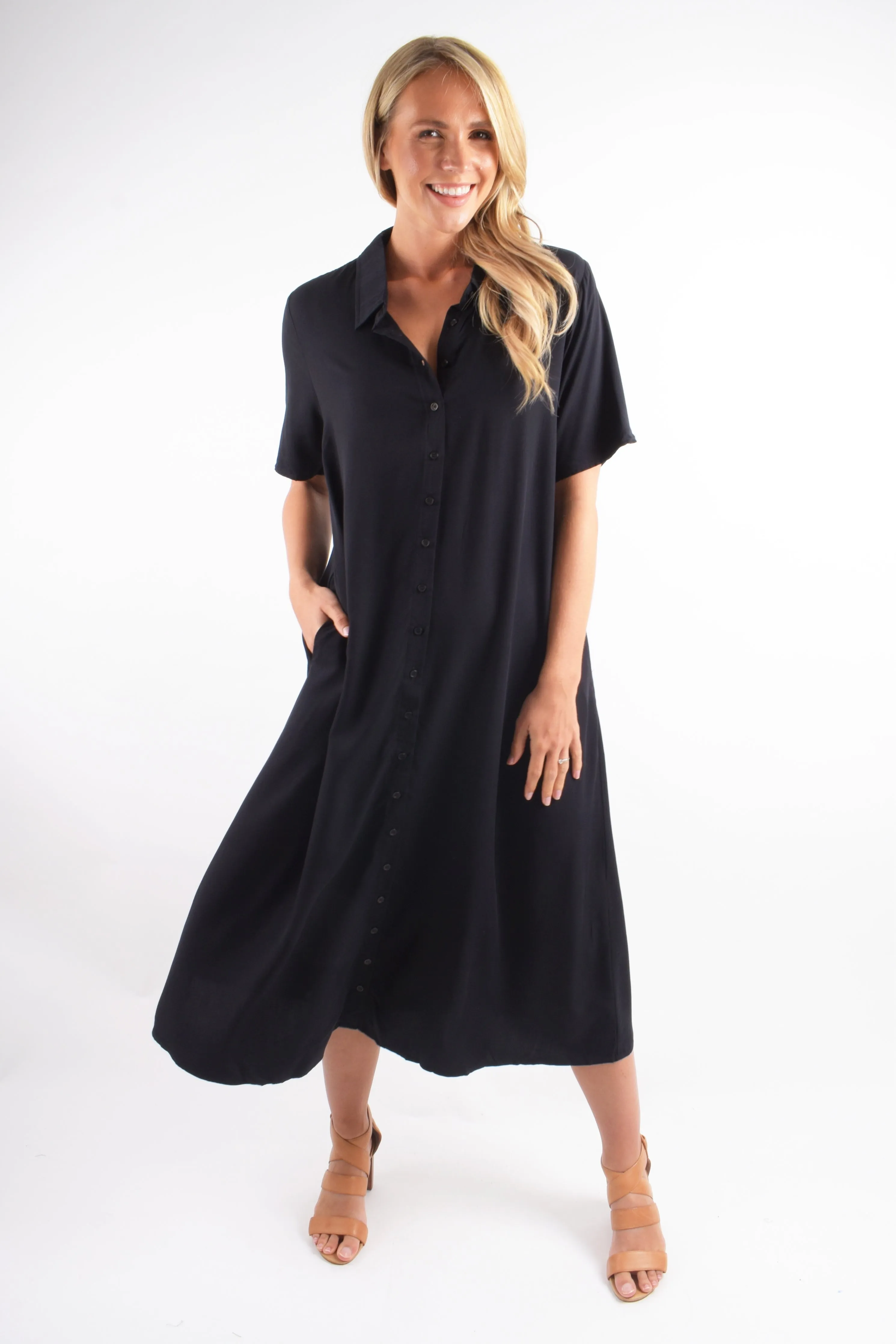 Everyday Maxi Dress in Black