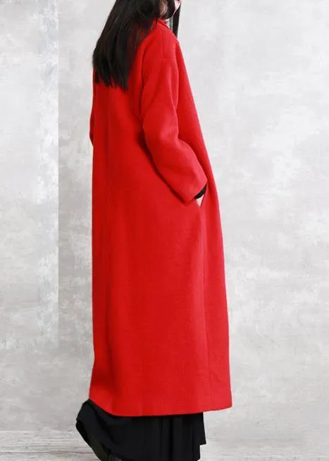 Luxury red wool coat Loose fitting Notched pockets Winter coat