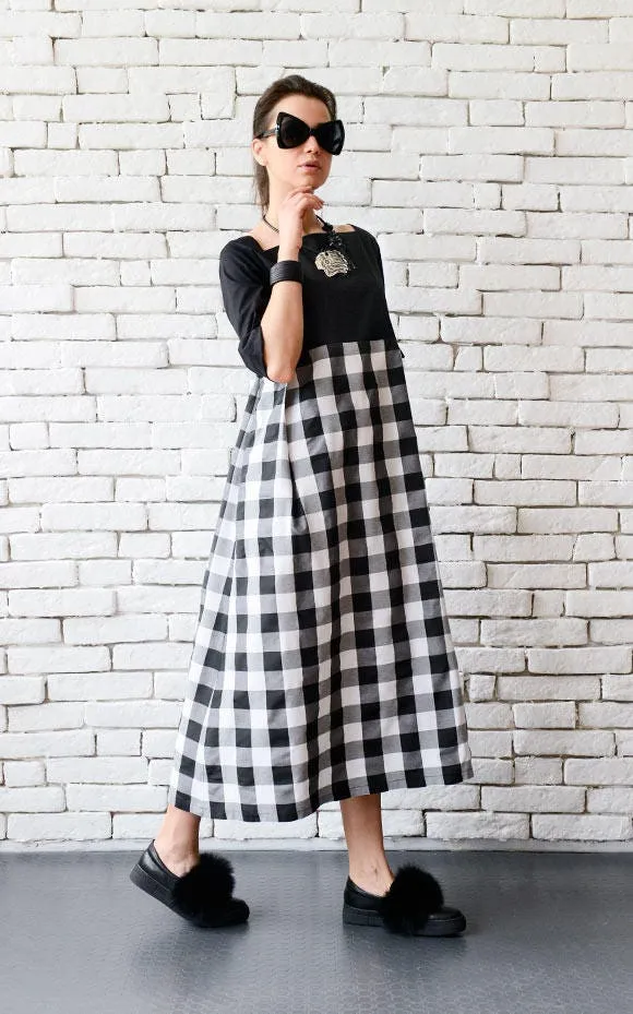 Maxi Checked Dress With Short Sleeves