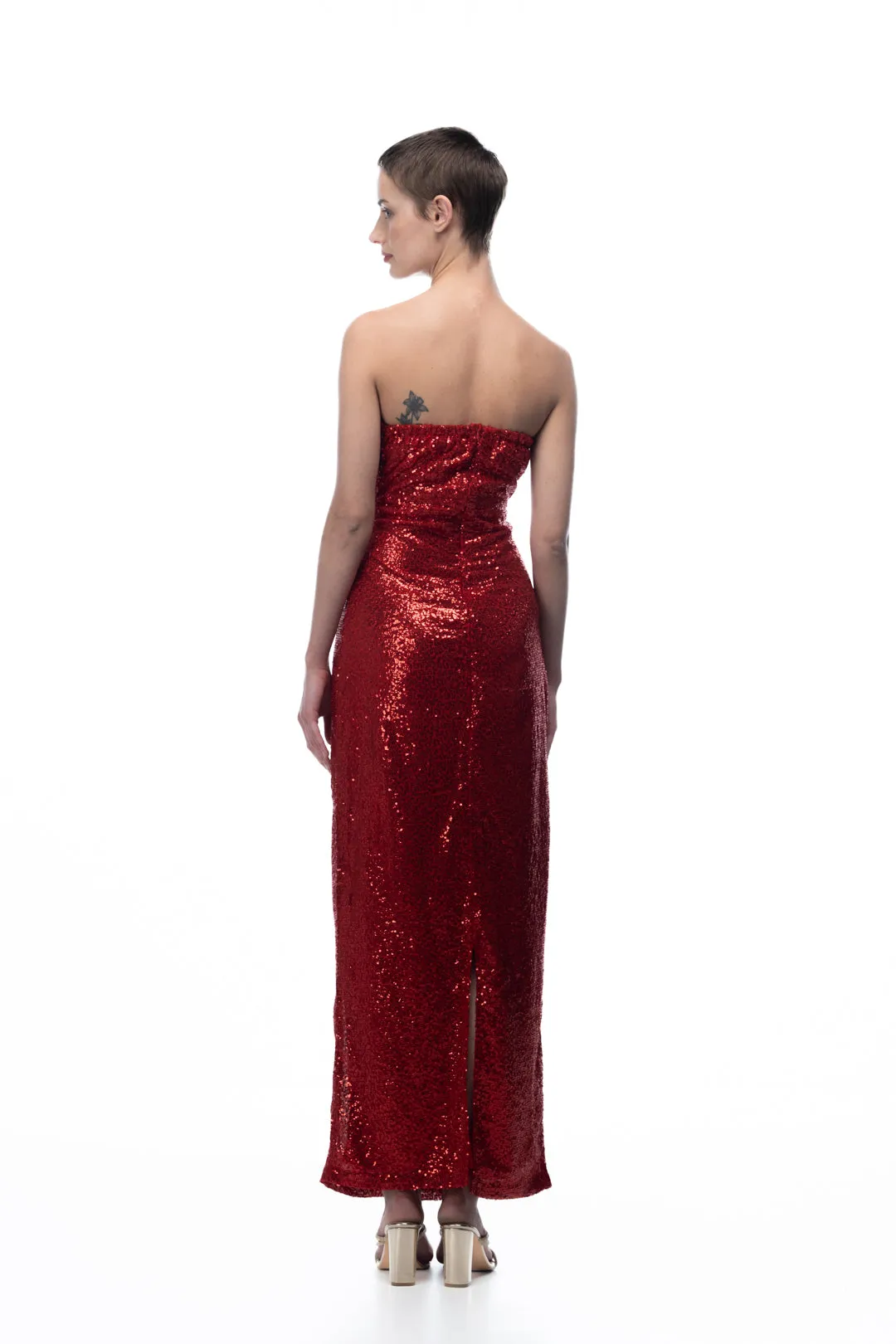 RED SEQUIN STRAPLESS 
DRESS