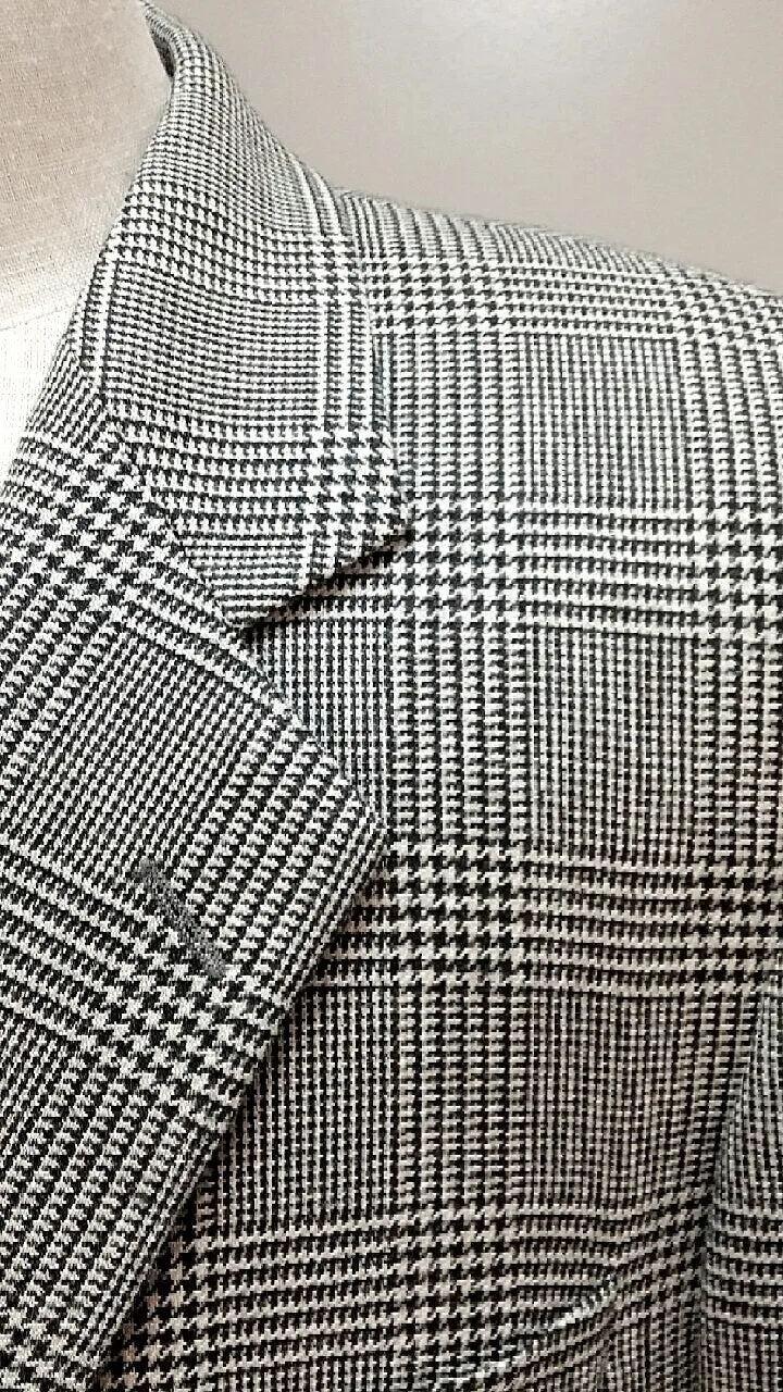 Samuelsohn-Black/White Silk/Wool Glen Plaid Sport Coat- size 40R