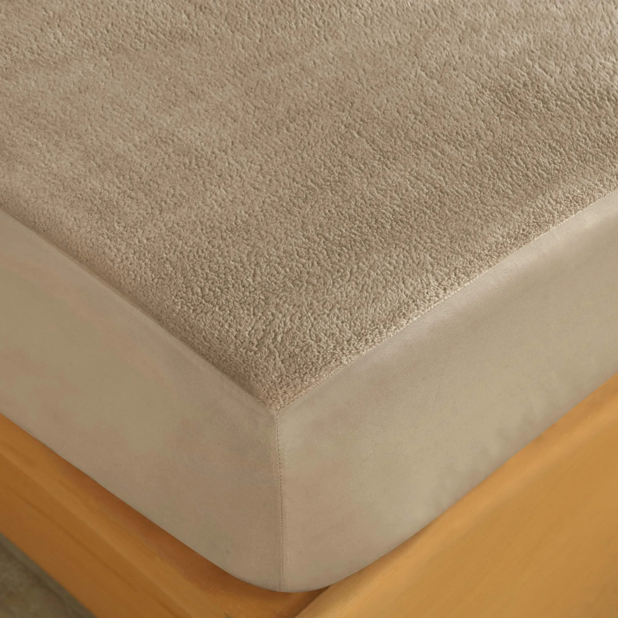 Soft and Warm Fleece Fitted Sheets