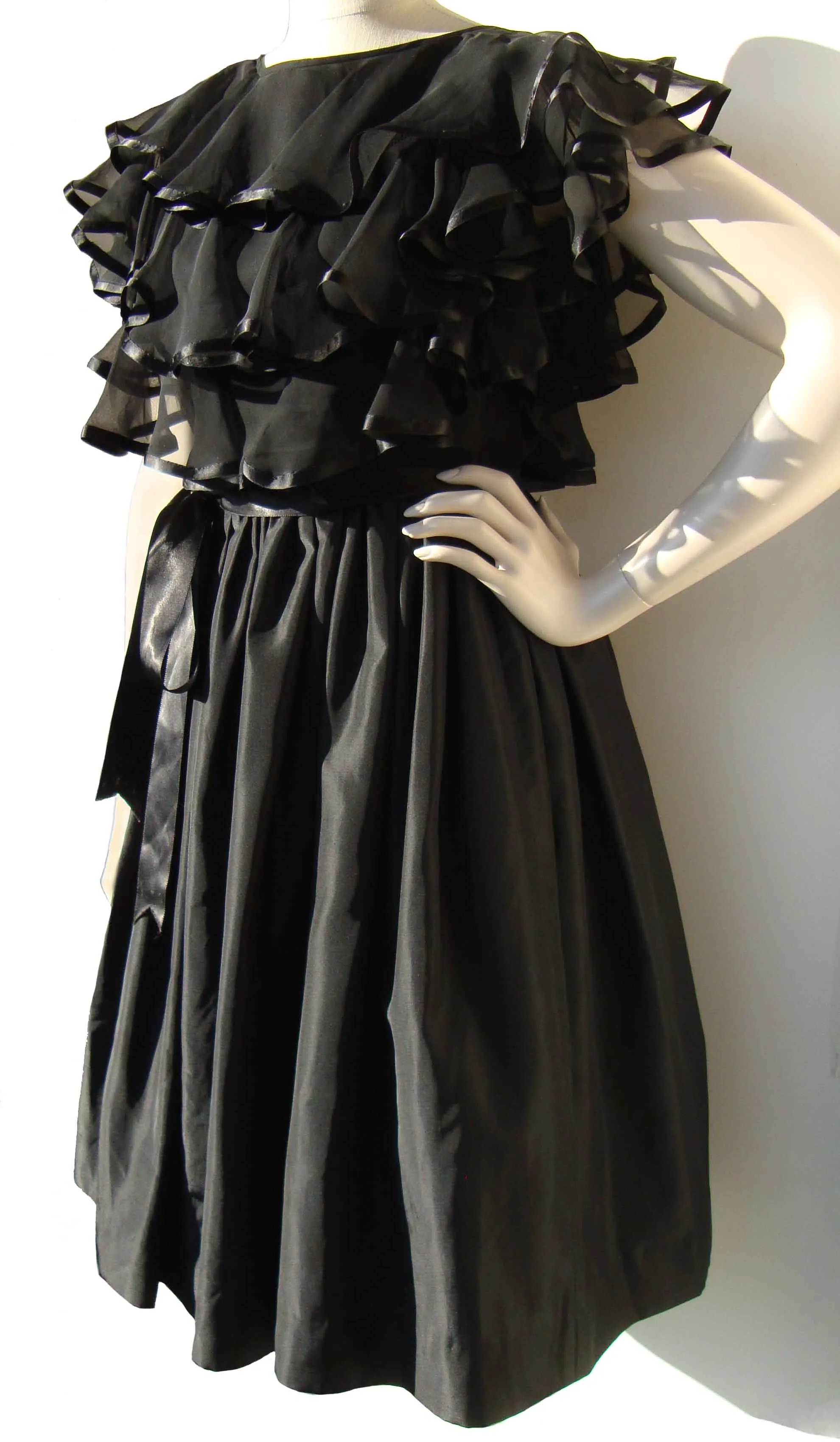 Vintage 60s Cocktail Dress Black Taffeta Chiffon LBD - S