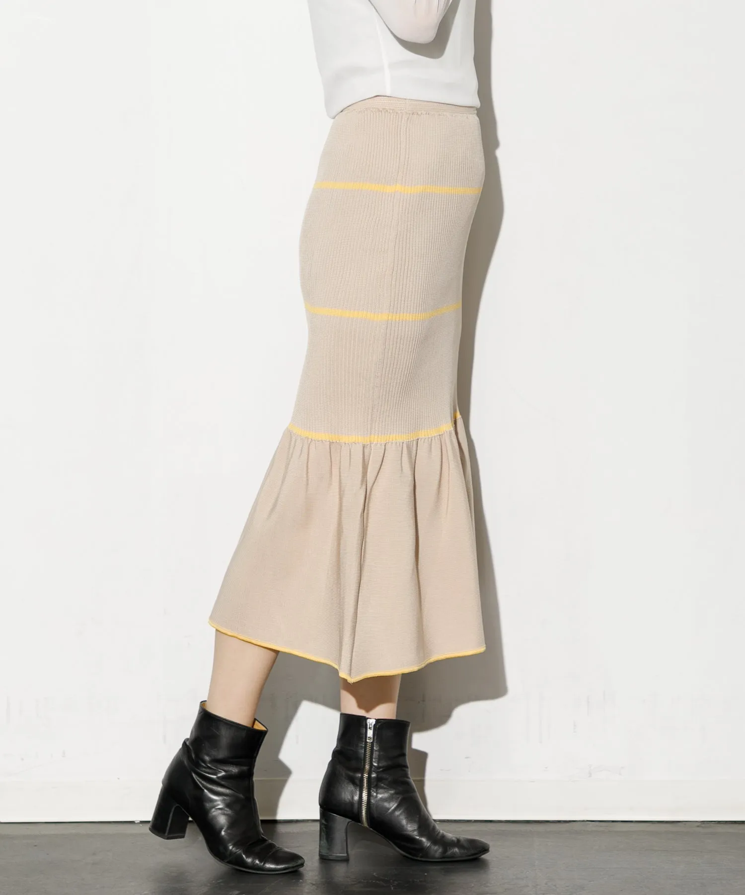 【WOMEN】TRICOTÉ MERMAID SKIRT